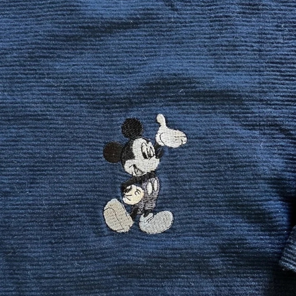 Vintage 90’s Mickey Unlimited Disney tee shirt size medium 100% cotton